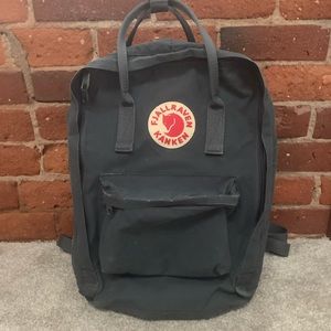 Fjallraven Kanken 15” Laptop Backpack - Super Grey